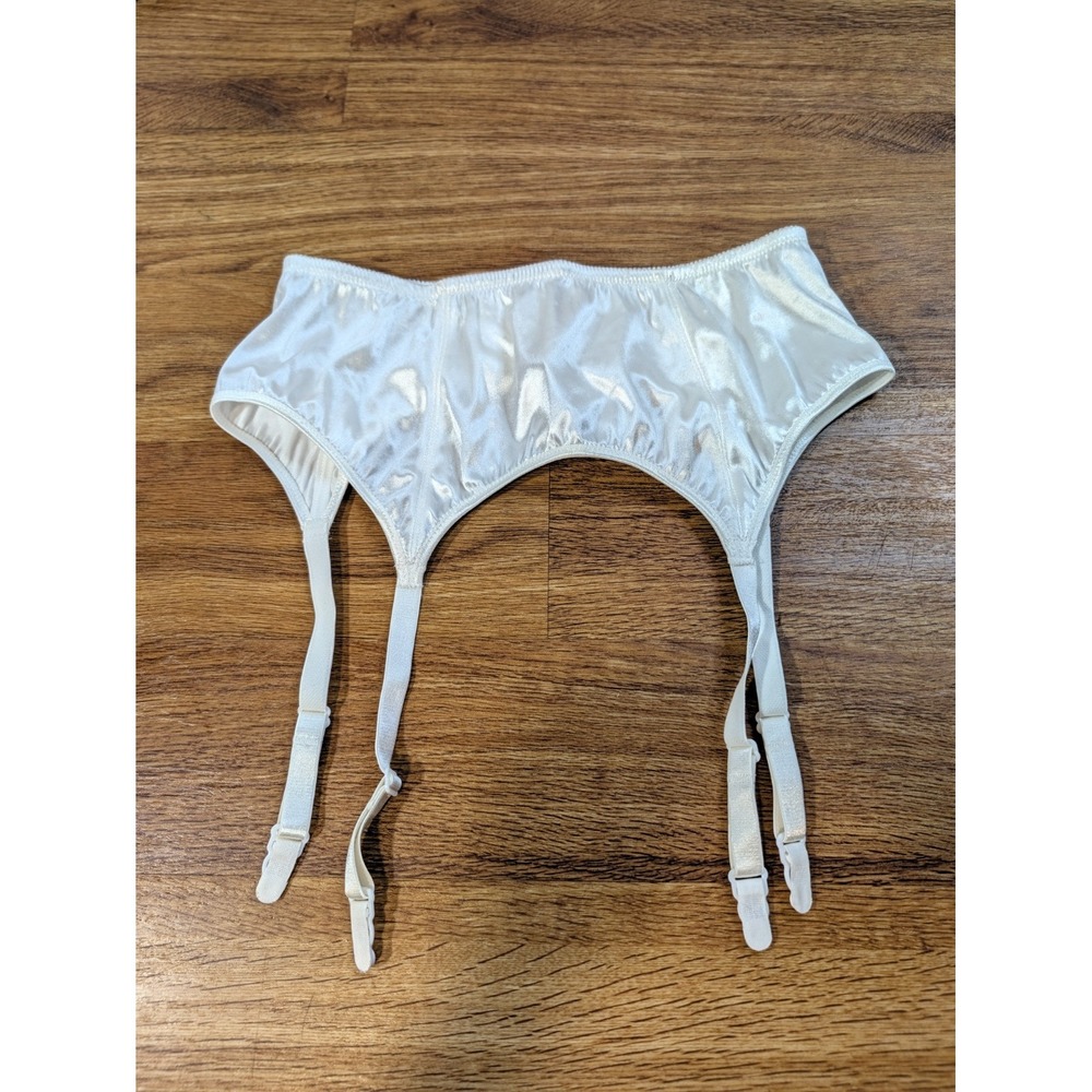 Vintage NWT Gold Label Victoria's Secret White Satin M/L Garter Belt